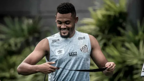 Sabino foi revelado pelo Santos e deixou o clube em 2021 – Foto: Ivan Storti/Santos FC
