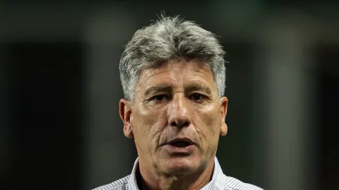Renato Portaluppi, treinador do Imortal, tem desfalque no meio-campo.
