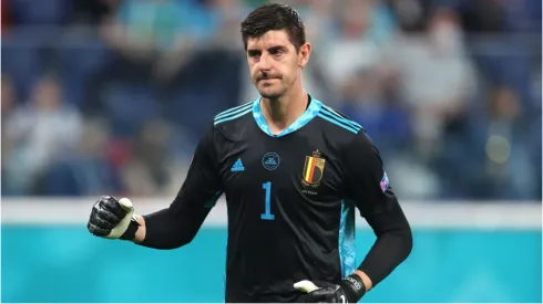 Thibaut Courtois jogando pela Bélgica - Foto: Lars Baron/Getty Images