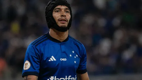 Foto: Fernando Moreno/AGIF - William pode ganhar concorrente no Cruzeiro