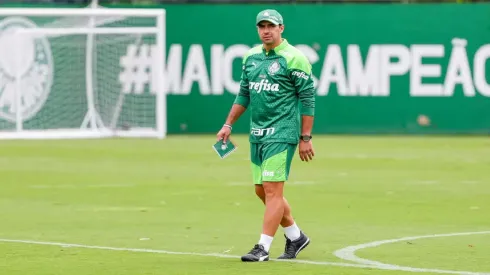 Foto: Fabio Menotti/Palmeiras – Abel Ferreira voltou a comandar o treino do Palmeiras

