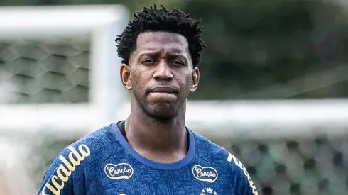 Zagueiro Gil tem futuro sendo estabelecido
Foto: Raul Baretta/ Santos FC