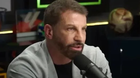 Pedrinho, presidente do Vasco, concedeu sua primeira entrevista coletiva como dirigente