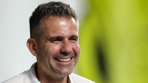 Futuro de Eduardo Vargas no Galo deve ser definido até a próxima semana
