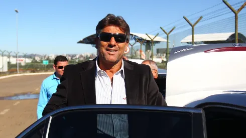 Renato colocou como prioridade a contratação de um zagueiro