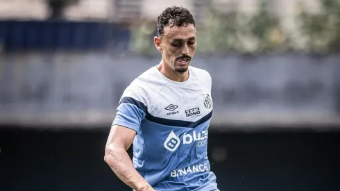 Foto: Raul Baretta / Santos FC - Diego Pituca recebe elogios de Abel Ferreira