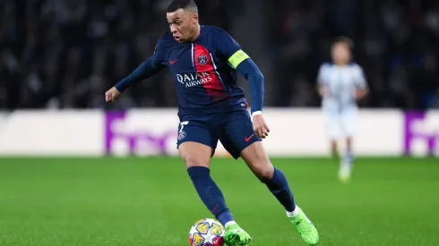 Mbappe atuando pelo PSG na Champions League (Foto de David Ramos/Getty Images)
