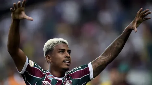 Foto: Alexandre Loureiro/Getty Images – John Kennedy, atacante do Fluminense
