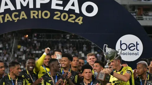 Botafogo garantiu classificação para a Copa do Brasil após vencer Taça Rio. Foto: Thiago Ribeiro/AGIF
