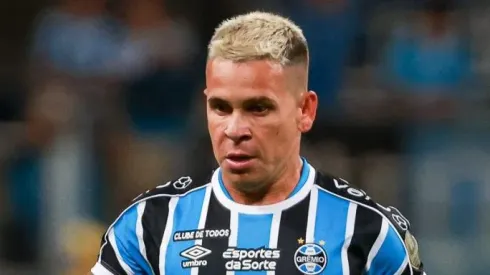 /AGIF – Soteldo atuando pelo Grêmio em partida do Campeonato Gaúcho