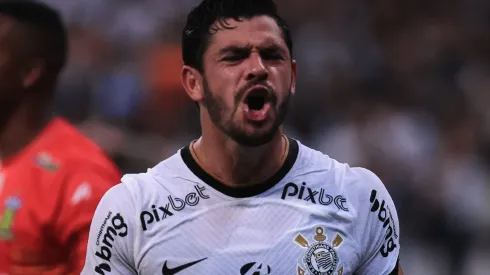 Giuliano esteve na lista de dispensa do Corinthians.
