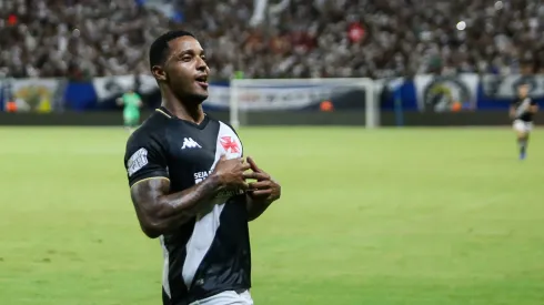 Atacante já marcou três gols pelo Gigante da Colina