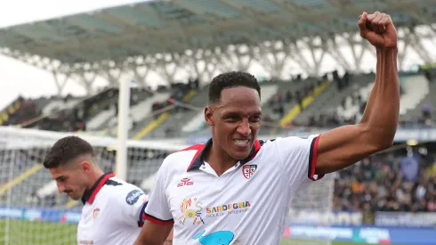 Mina pode pintar no Internacional