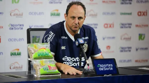 Rogério Ceni assume culpa por vice do Bahia. 
