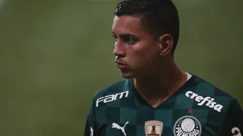 Renan pede indenização do Palmeiras 
