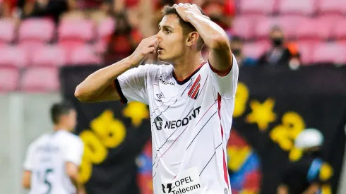 Lucas Fasson, que passou pelo Athletico Paranaense, é condenado a pagar R$ 150 milhões para o São Paulo