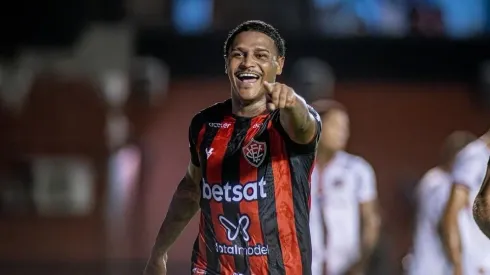 Rodrigo Andrade em partida pelo Vitória.
Foto: Victor Ferreira/EC Vitória
