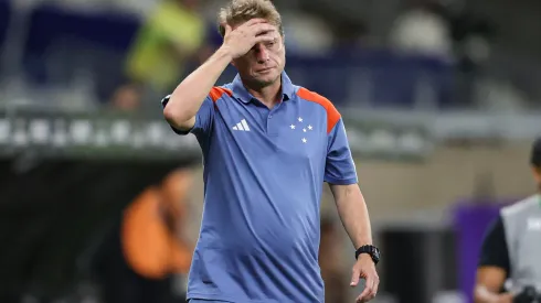 Fernando Seabra tem desafio histórico para manter invencibilidade diante do Botafogo.