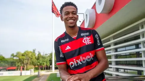 Carlinhos em sua apresentação pelo Flamengo, no dia 12/04/2024. Foto: Marcelo Cortes /CRF
