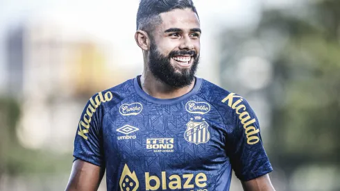 Felipe Jonatan deve ir em troca para o Fortaleza.