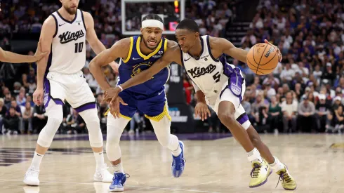 Kings e Warriors fizeram partida eliminatória da NBA na terça-feira, pelo torneio de Play-in, que dá vagas nos play-offs (Foto: Ezra Shaw/Getty Images)
