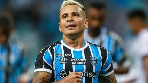 Foto: Lucas Uebel/Grêmio – Soteldo é decisivo em vitória do Grêmio no Brasileirão
