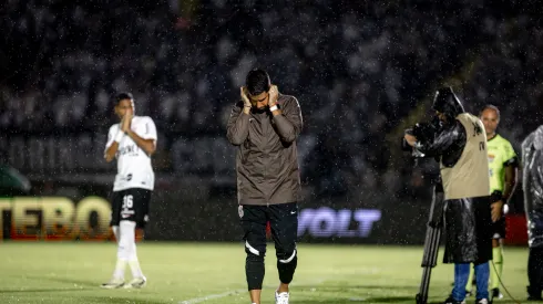 António Oliveira terá de quebrar sequência do Red Bull Bragantino. 
