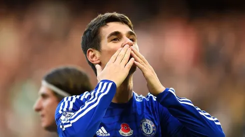 Oscaro, na época em que jogava pelo Chelsea. O meio-campista desperta interesse do Flamengo.