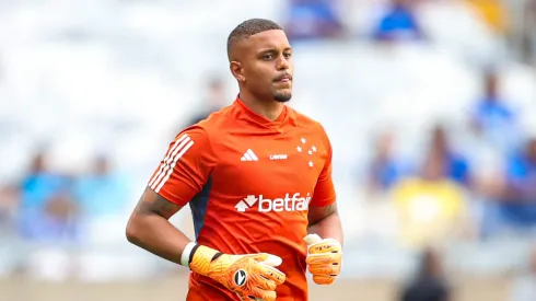 Goleiro falou sobre o lance após o fim do clássico
