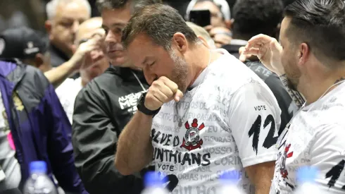 Foto: José Manoel Idalgo/Ag.Corinthians – Gaviões da Fiel se encontra com Augusto Melo

