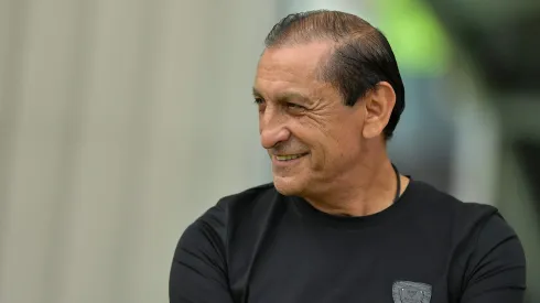 Ramón Díaz tem primeiro confronto com Criciúma com forte vantagem vascaína.