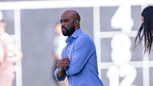 Cássio foi para o banco de reservas do Corinthians