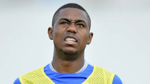 Malcom é um dos atletas que deve gerar lucros para o Coringão
