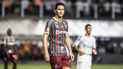 Ganso, jogador do Fluminense, durante partida contra o Santos no estádio Vila Belmiro pelo Campeonato Brasileiro - Foto: Abner Dourado/AGIF