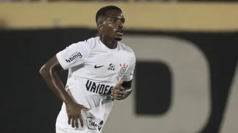 Foto: Rodrigo Coca/Ag.Corinthians – Cacá garantiu a vitória do Corinthians nesta quarta-feira (1º) pela Copa do Brasil
