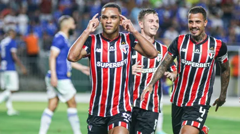 Juan comemora gol de vitória do São Paulo no Pará. 
