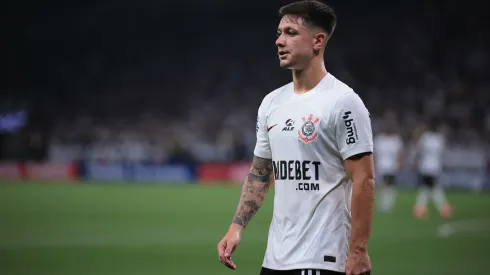 SP – SAO PAULO – 09/04/2024 – COPA SUL-AMERICANA 2024, CORINTHIANS X NACIONAL – Rodrigo Garro jogador do Corinthians durante partida contra o Nacional no estadio Arena Corinthians pelo campeonato Copa Sul-Americana 2024. Foto: Ettore Chiereguini/AGIF
