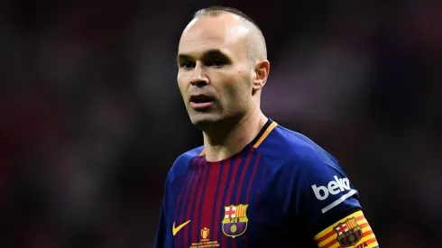 Pituca conheceu Iniesta quando os dois estavam no Japão
