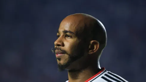 Meio-campista chegou na última janela de transferência