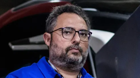 Alexandre Mattos analisa contratação de meio-campista ex-Fla. Foto: Gustavo Aleixo/Cruzeiro.
