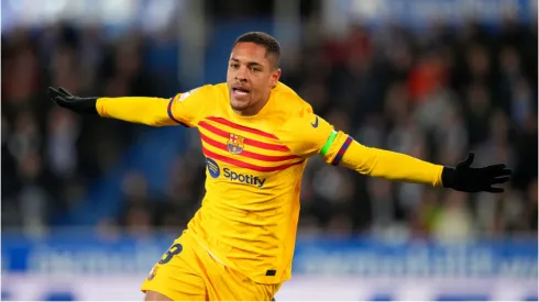 Vitor Roque comemorando gol pelo Barcelona – Foto:Juan Manuel Serrano Arce/Getty Images
