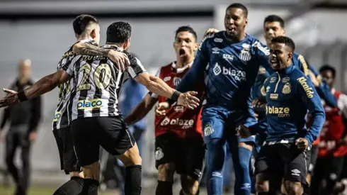 Foto: Raul Baretta/Santos FC – Santos bate Ponte Preta por 2 a 1 nesta quarta-feira (16) pelo Brasileirão Série B 2024

