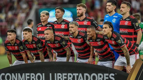 Jogadores do Flamengo posam para foto antes na partida contra Palestino no estadio Maracana pelo campeonato Copa Libertadores 2024. Foto: Thiago Ribeiro/AGIF
