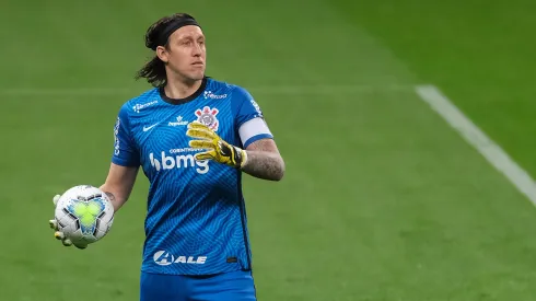 Goleiro explicou sobre isso durante a despedida oficial