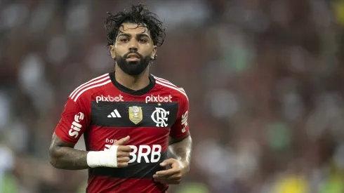 Especulado no Corinthians, Gabigol deseja permanecer no Flamengo