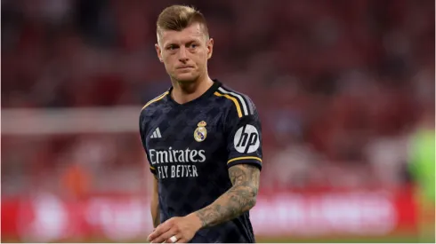 Foto: Alexander Hassenstein/Getty Images - Toni Kross em partida pela Champions League