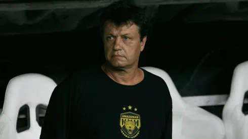 Adilson Batista, técnico do Amazonas, contra o Flamengo pela Copa do Brasil
