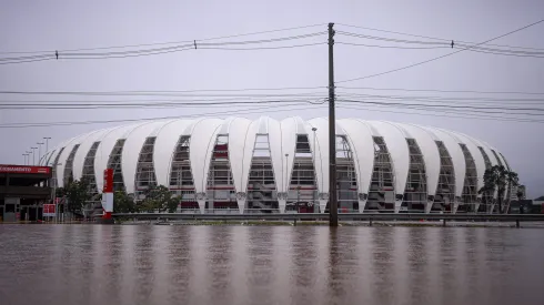 Beira-Rio alagado: Inter procura extensão do seguro do estádio. 
