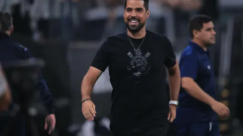 António Oliveira vê mudança no horário de jogo do Timão.