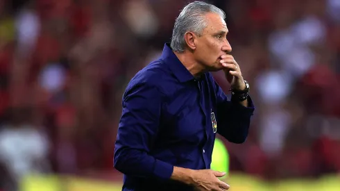 Tite em partida pelo Flamengo contra o Corinthians pelo Campeonato Brasileiro de 2024 no Rio de Janeiro, Brasil. (Photo by Buda Mendes/Getty Images)
